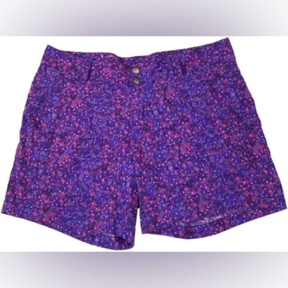 Columbia women’s pink and purple floral Omni shield repellent active shorts